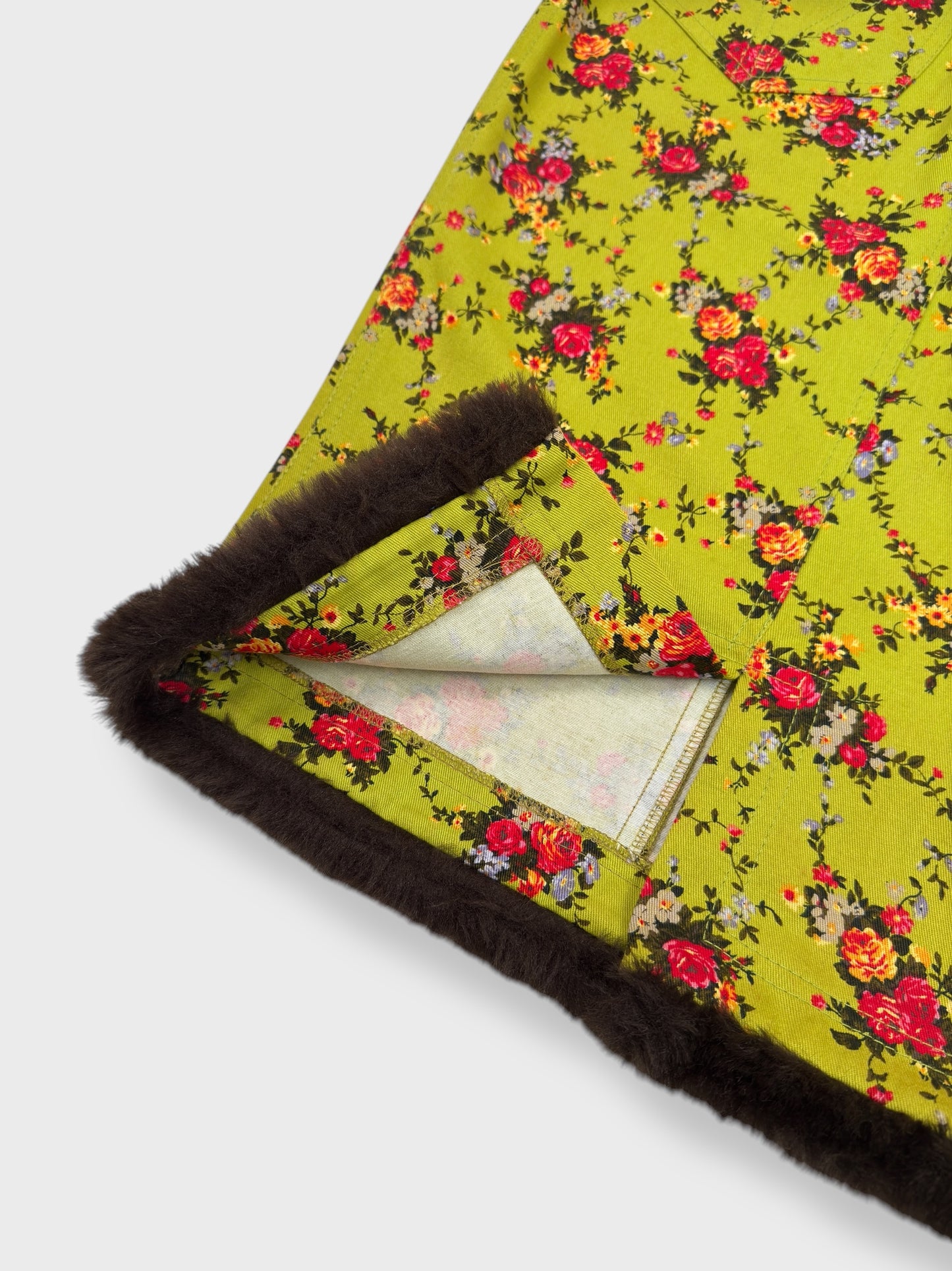 D&G by Dolce&Gabbana FW 1999 Floral Print Faux Fur Midi Skirt - Relova Archiva