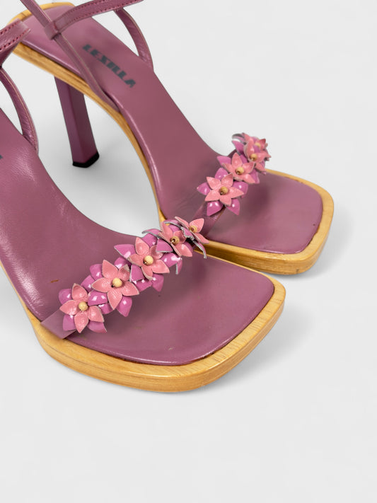 Le Silla Early 2000s Mauve Wooden Heels Floral Appliques - Relova Archiva