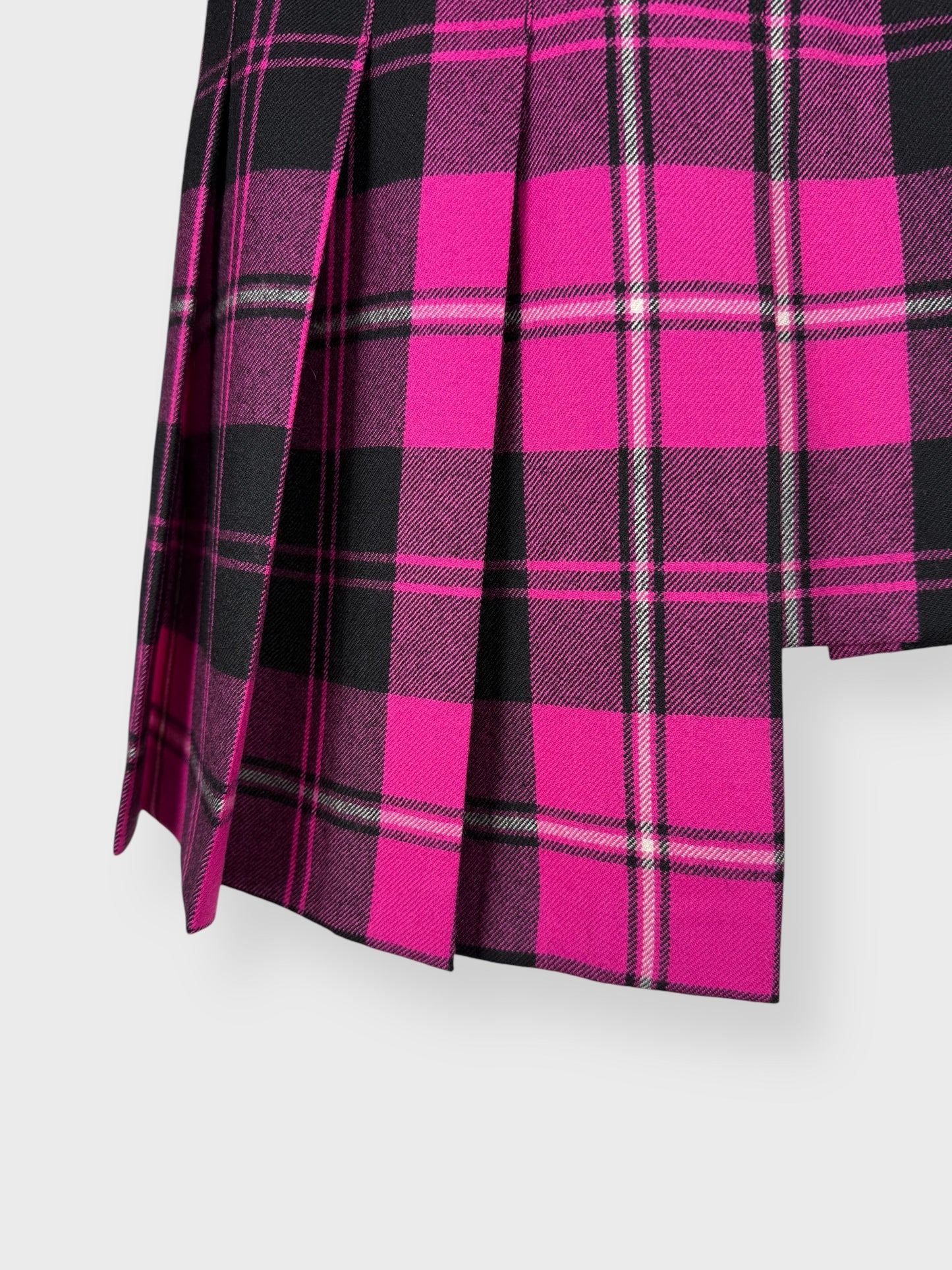 D&G by Dolce&Gabbana FW 2003 Tartan Pleated Wool Skirt - Relova Archiva