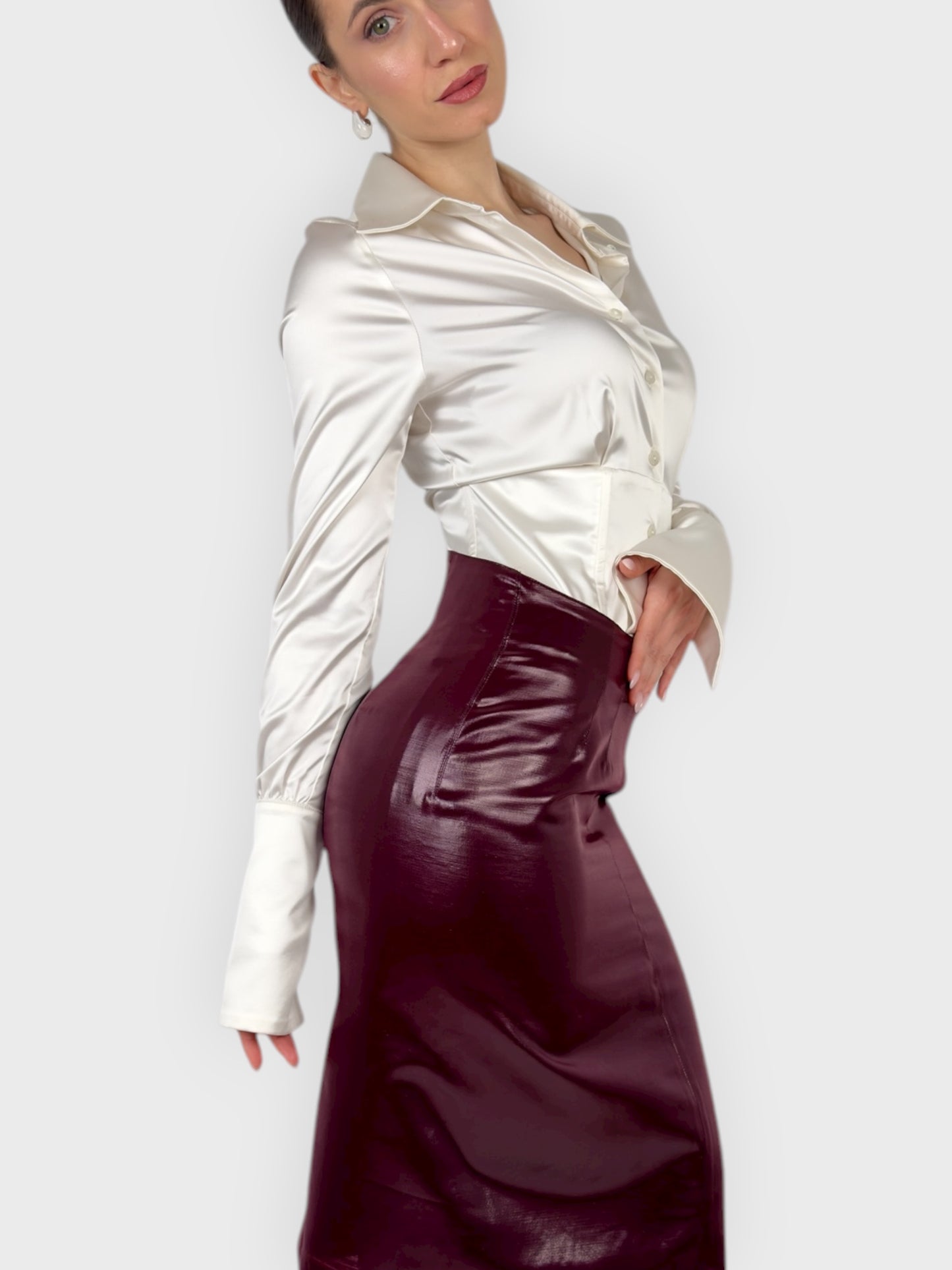 Blumarine 2000s Shiny Burgundy Midi Skirt - Relova Archiva