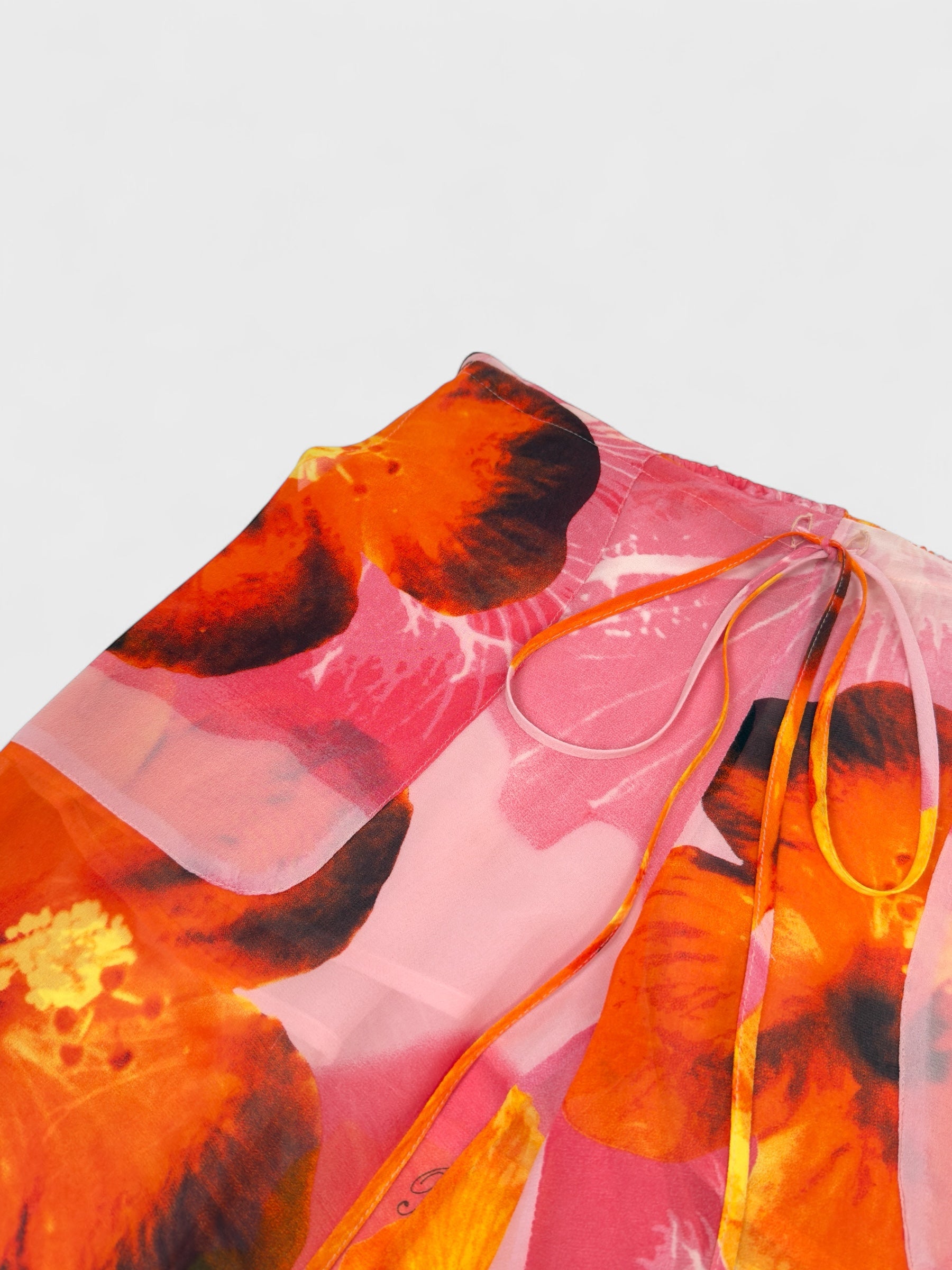 Blumarine SS 2002 Hibiscus Flower Print Silk Trousers - Relova Archiva