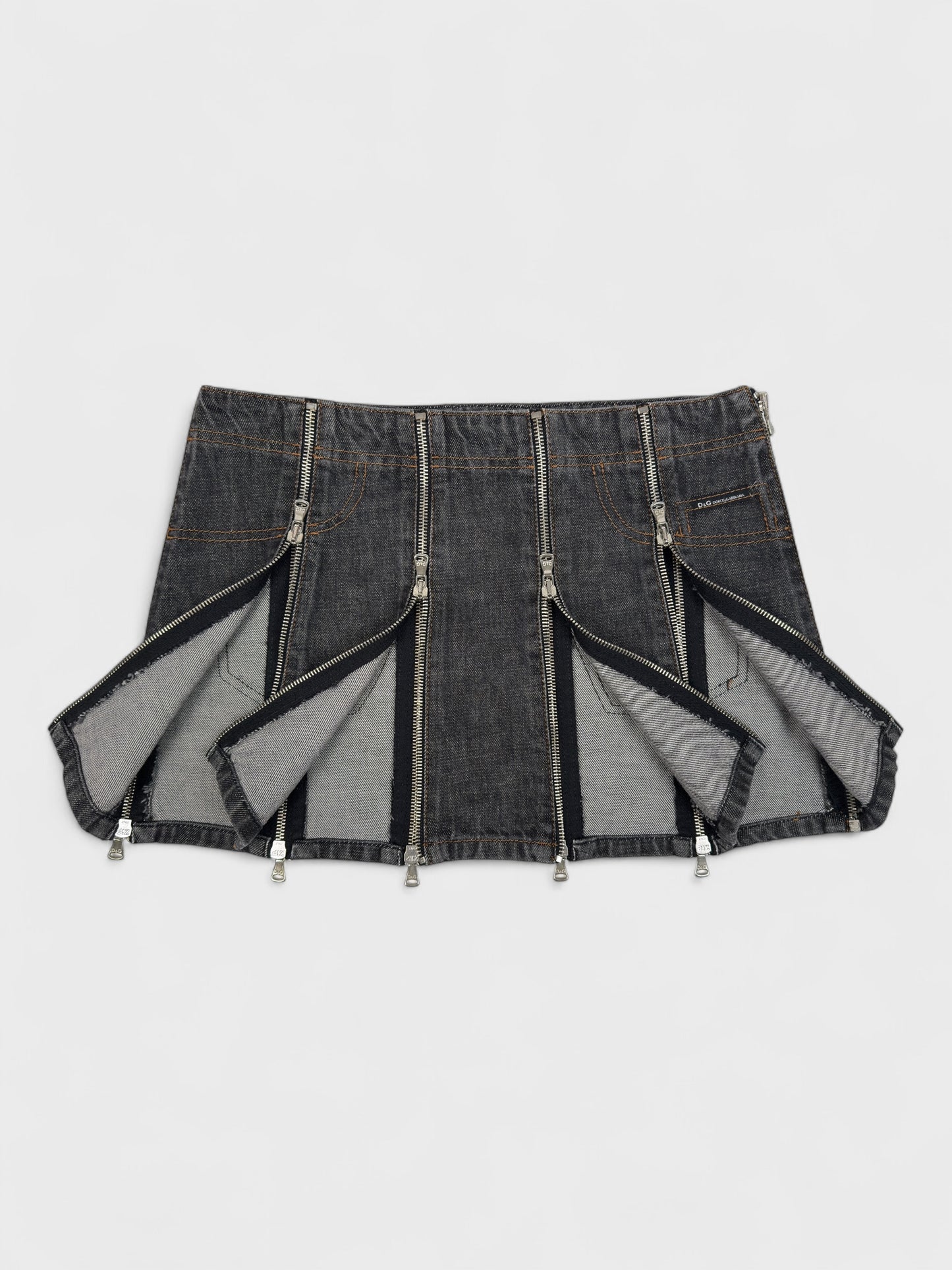 D&G by Dolce&Gabbana FW 2003 Multi Zip Denim Skirt - Relova Archiva