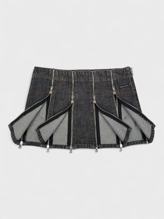 D&G by Dolce&Gabbana FW 2003 Multi Zip Denim Skirt - Relova Archiva