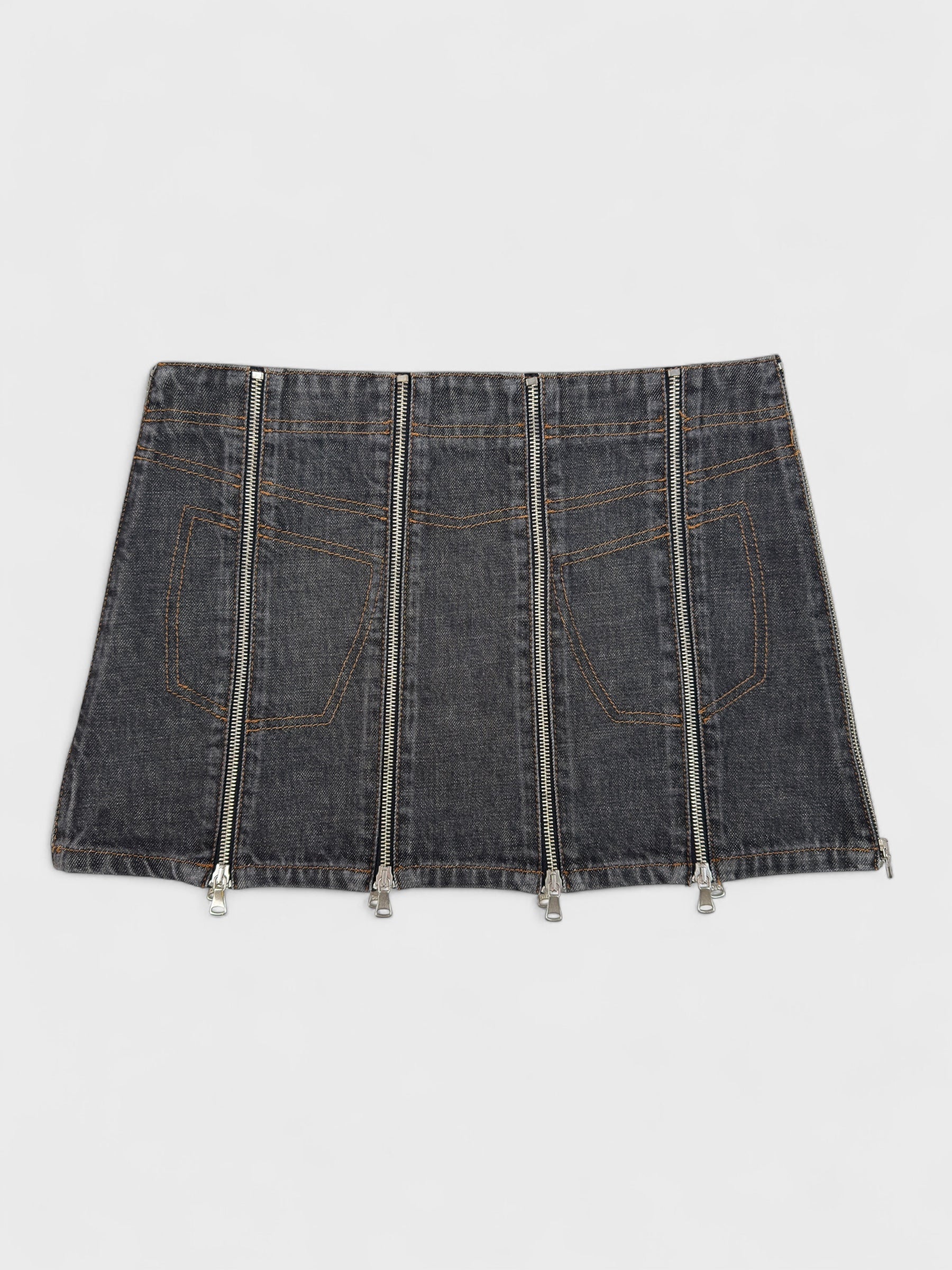 D&G by Dolce&Gabbana FW 2003 Multi Zip Denim Skirt - Relova Archiva