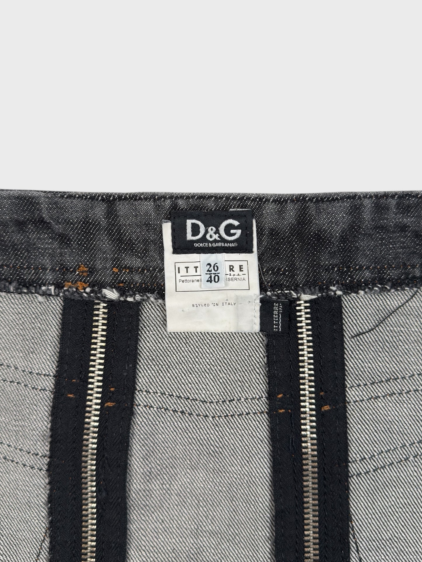 D&G by Dolce&Gabbana FW 2003 Multi Zip Denim Skirt - Relova Archiva