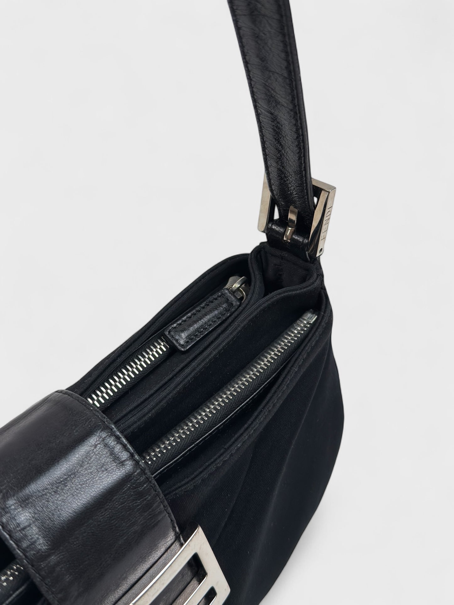 Fendi Baguette 2000s Black Neoprene - Relova Archiva