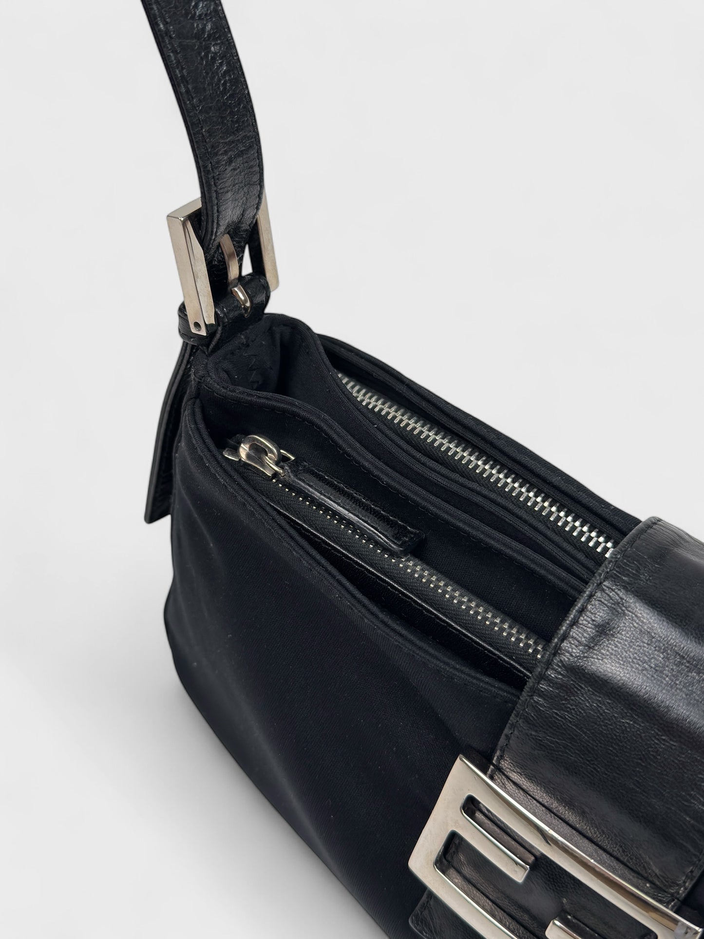 Fendi Baguette 2000s Black Neoprene - Relova Archiva