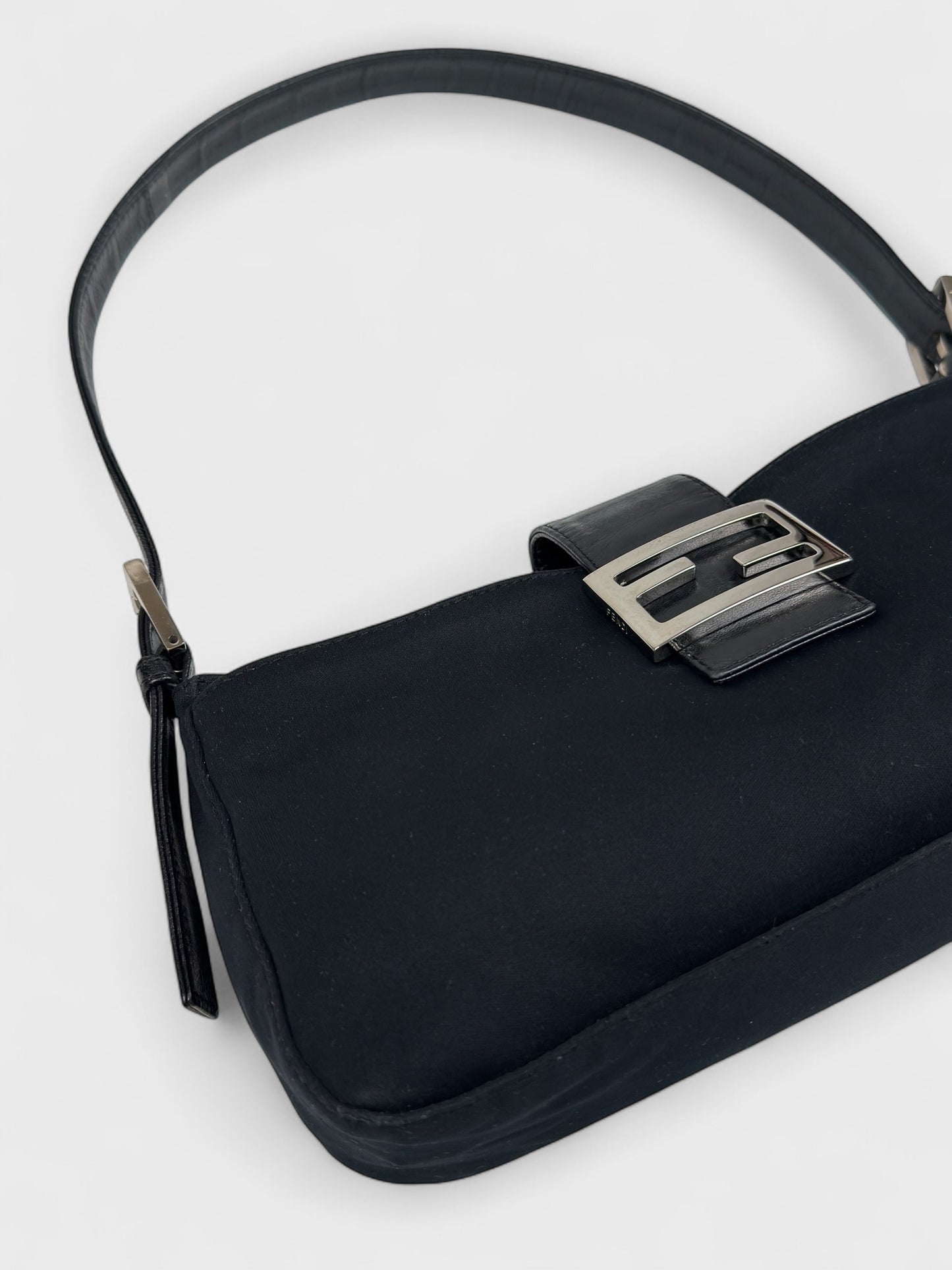 Fendi Baguette 2000s Black Neoprene - Relova Archiva