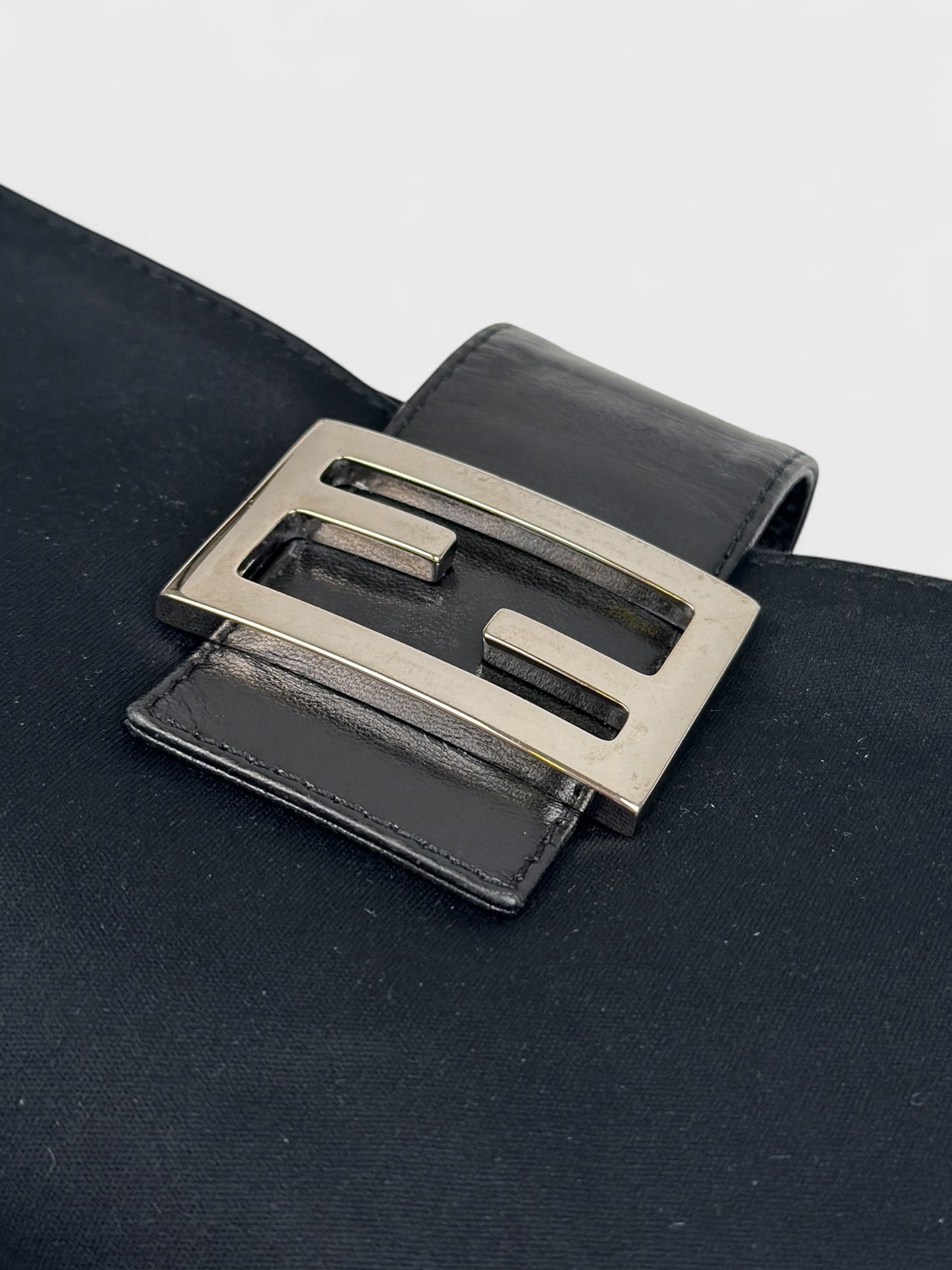 Fendi Baguette 2000s Black Neoprene - Relova Archiva