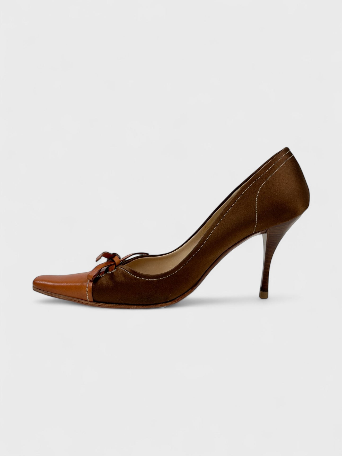 Prada 2000s Brown Satin Leather Bow Decolleté Heels - Relova Archiva