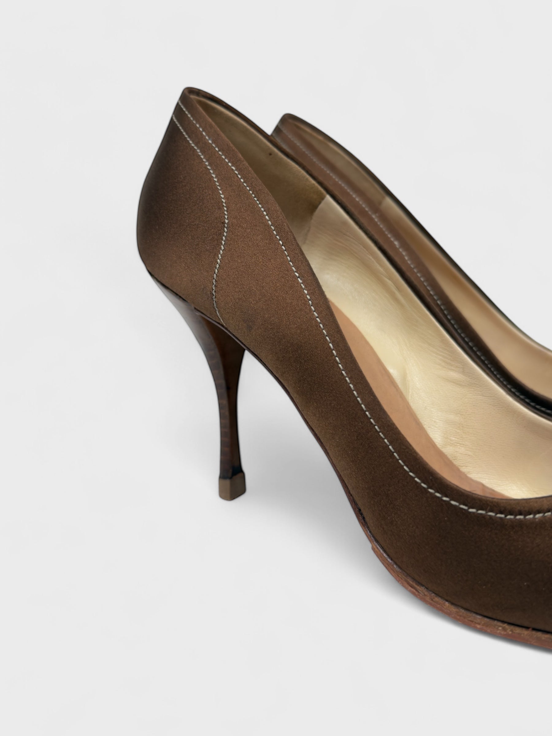 Prada 2000s Brown Satin Leather Bow Decolleté Heels - Relova Archiva