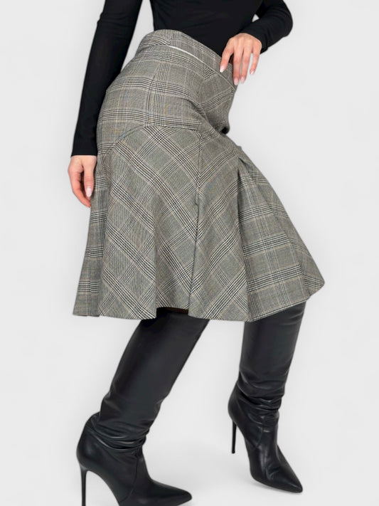 D&G by Dolce & Gabbana 2000s tartan wool midi skirt in grey, brown and light green tones.