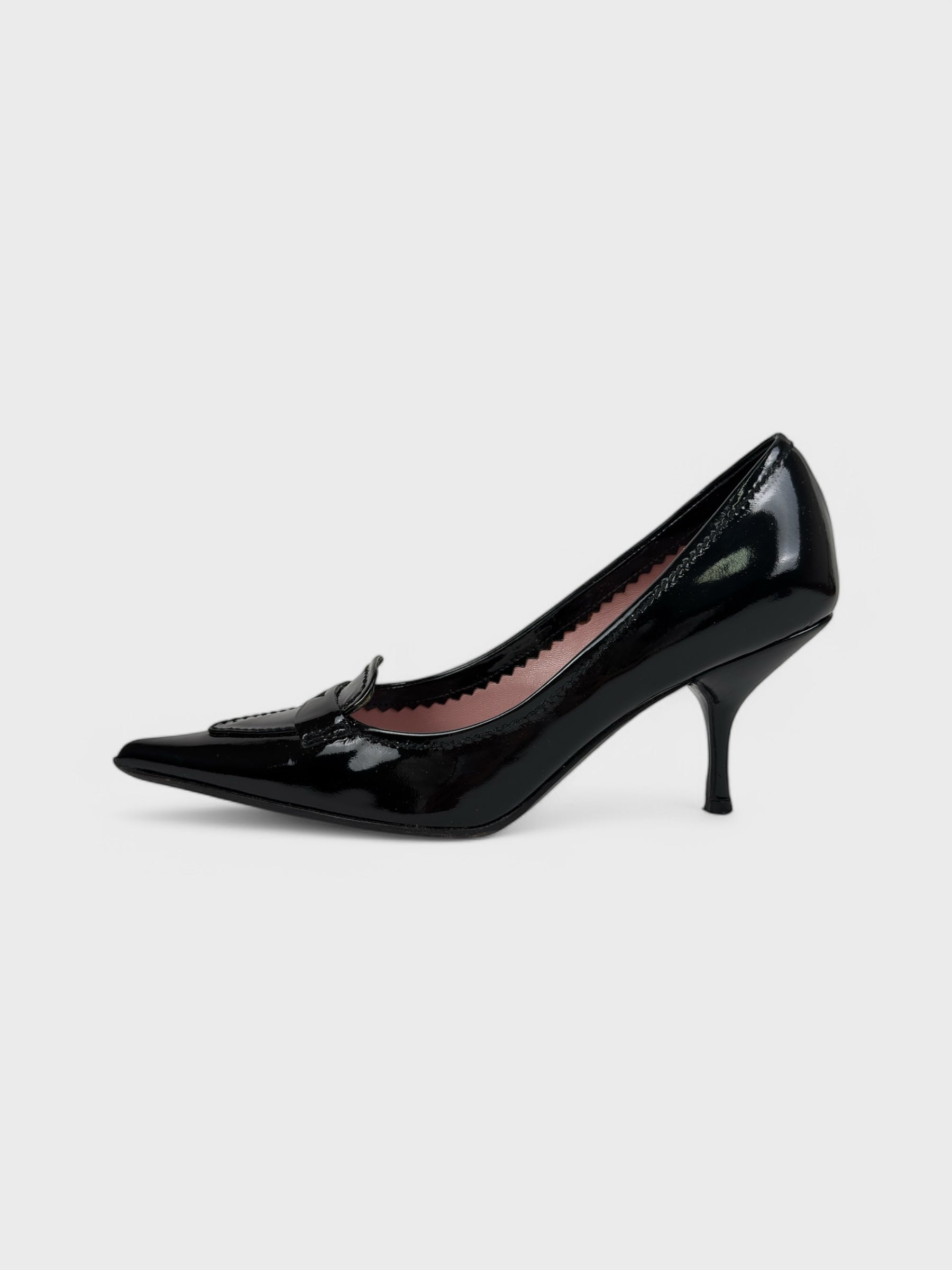 Miu Miu FW 2003 Vernice Glamour black patent leather décolleté pumps.